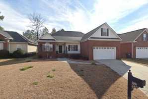 featured image of 450 Sterling Dr