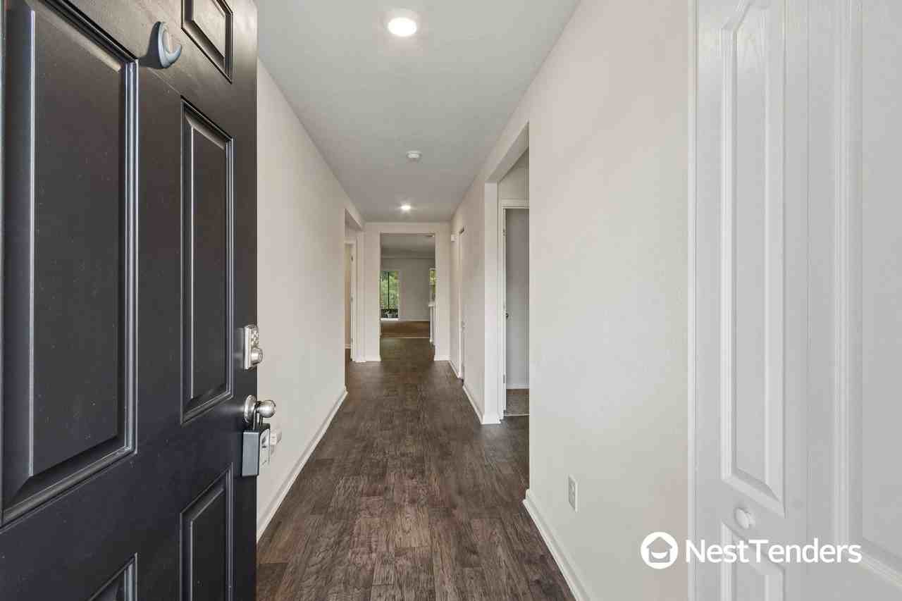 65206 Lagoon Forest Dr - Photo 3 of 50