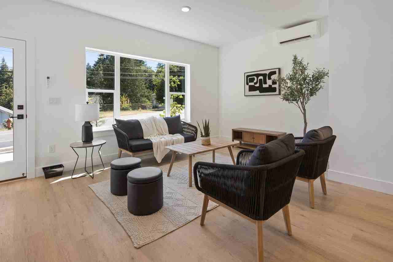 3819 Sw Pomona St - Photo 4 of 19