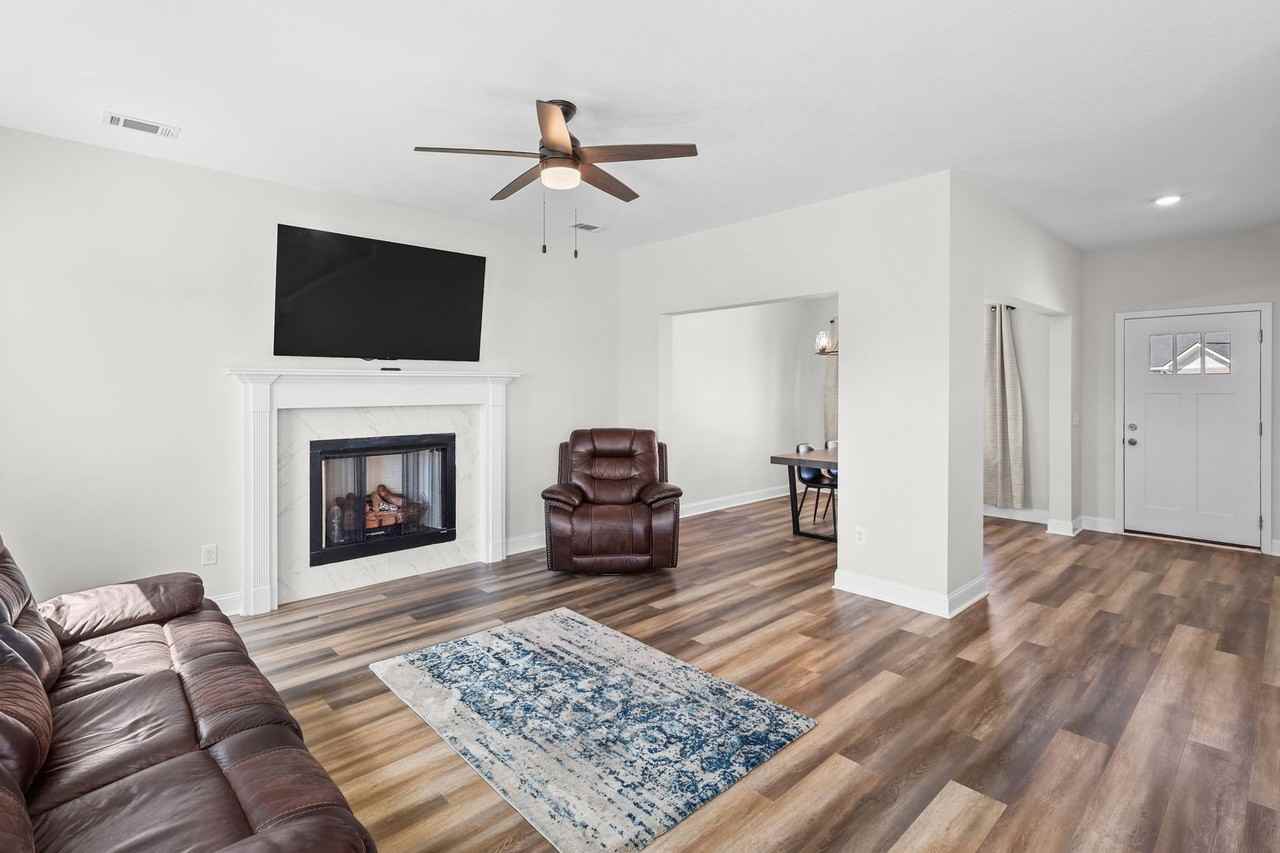 42 Franklin Tree Dr Ne - Photo 5 of 38