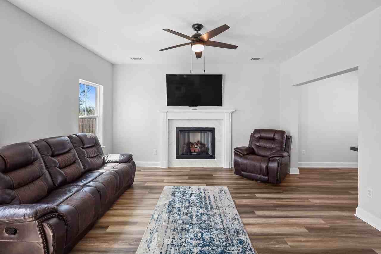 42 Franklin Tree Dr Ne - Photo 6 of 38