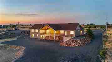 featured image of 7328 Stonecrest Rd Ne