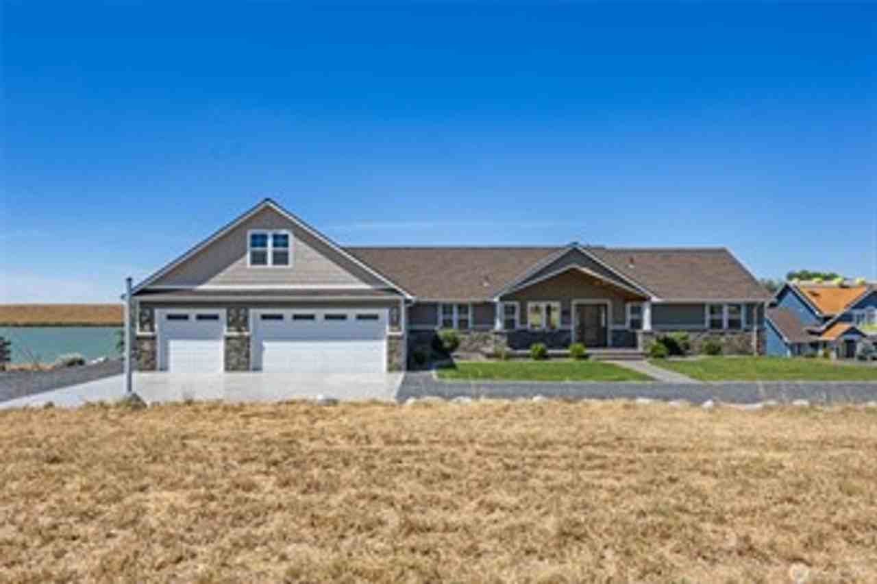 7328 Stonecrest Rd Ne - Photo 4 of 36