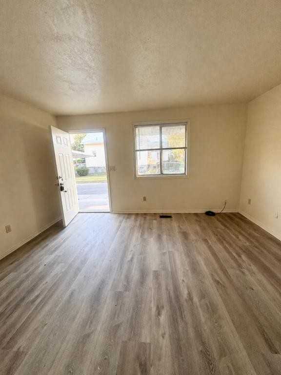 646 N Main St Apt 1 - Photo 5 of 19