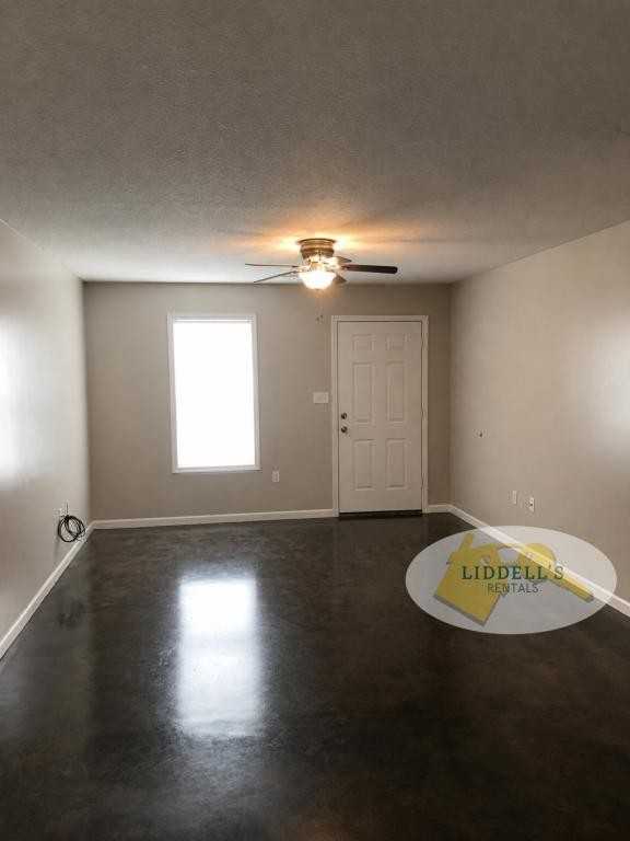 614 W Hunt St #2 - Photo 2 of 13