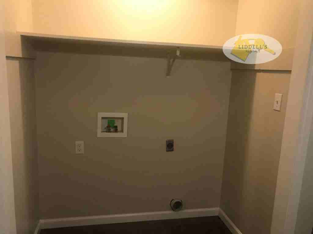 614 W Hunt St #2 - Photo 6 of 13