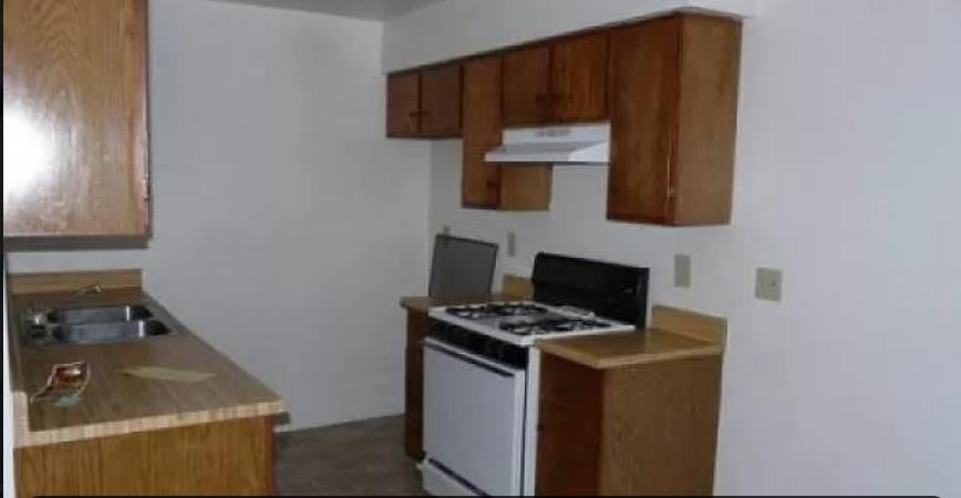 852 E Avenue J12 - Photo 4 of 8