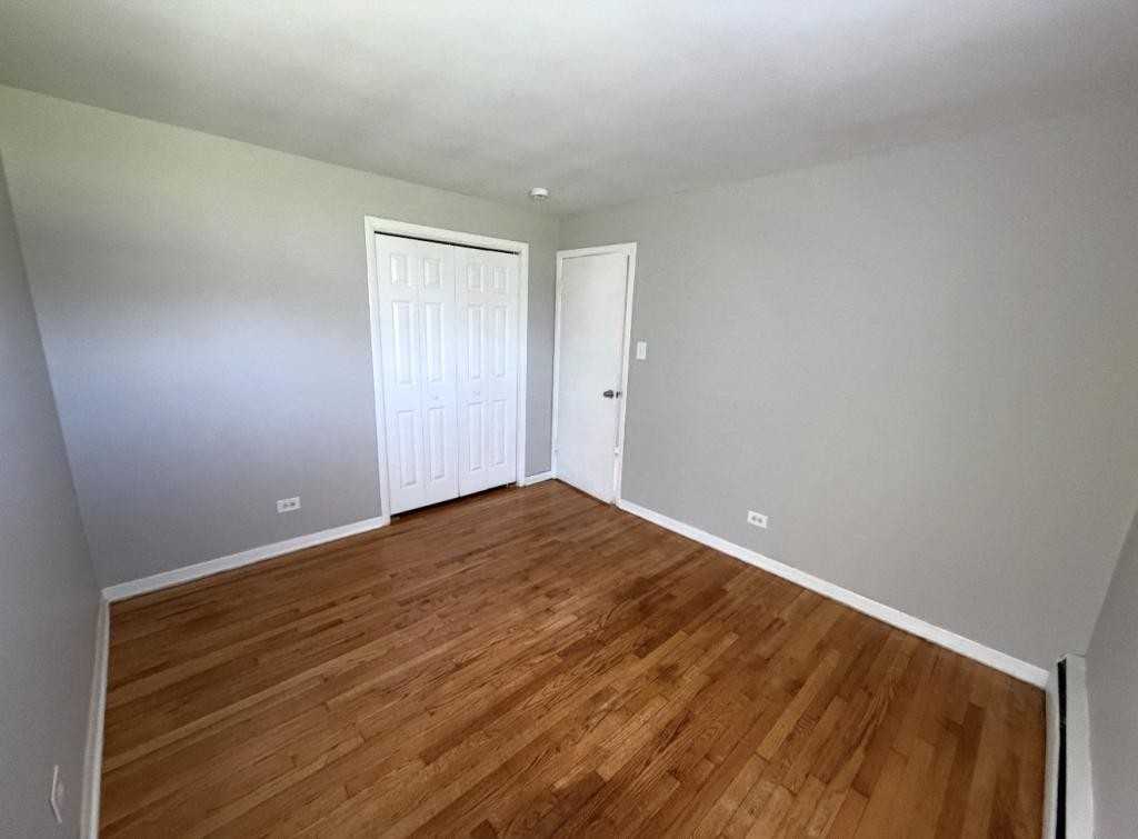 12430 Fairview Ave - Photo 4 of 9