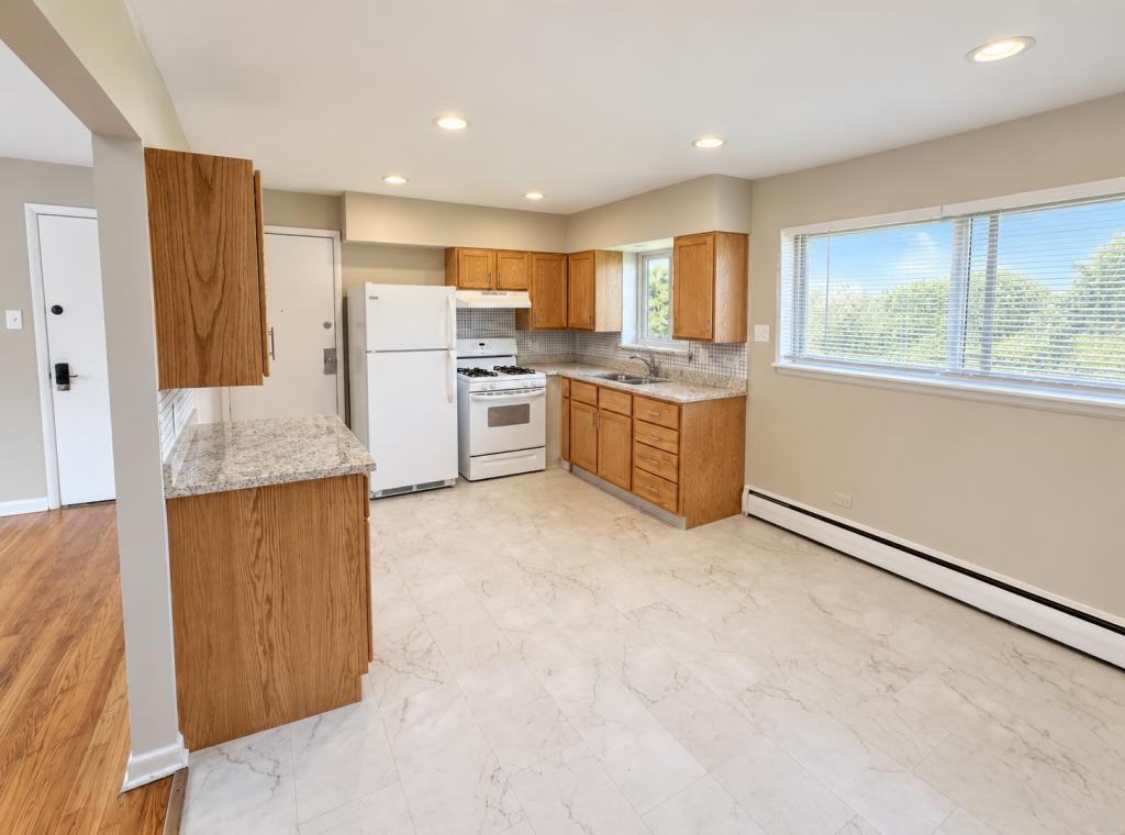 12430 Fairview Ave - Photo 7 of 9