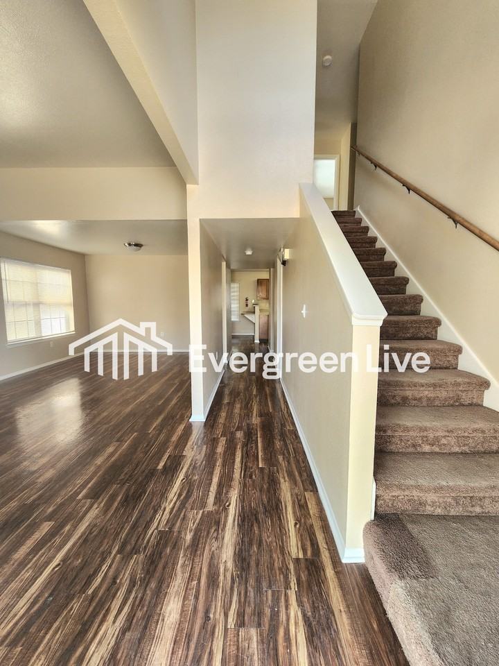 4121 Lew Wallace Dr - Photo 2 of 26