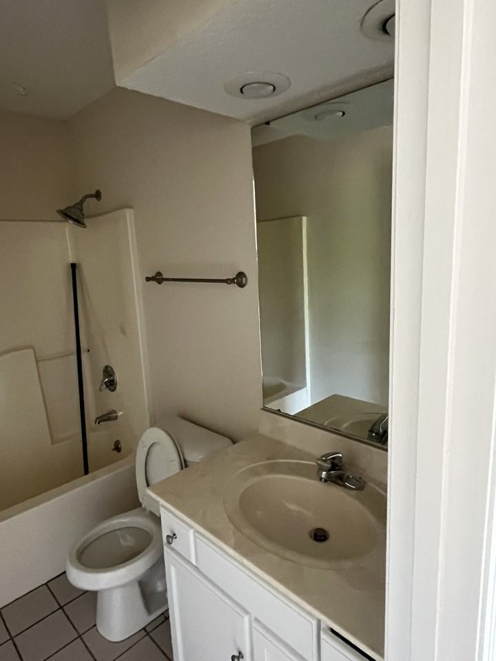 3845 Red Cardinal Dr Ne - Photo 2 of 3