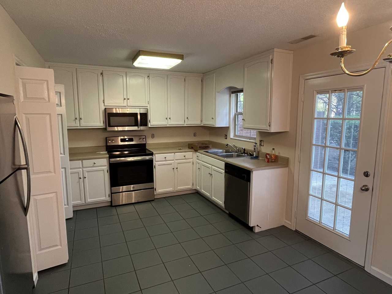 3845 Red Cardinal Dr Ne - Photo 3 of 3