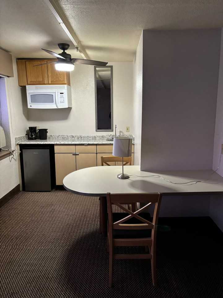 1020 W 12th Ave #614 - Photo 7 of 14
