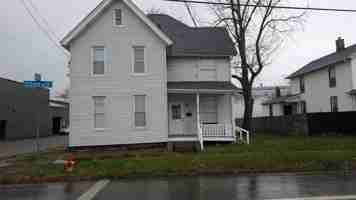 featured image of 4 Cherry Rd Ne