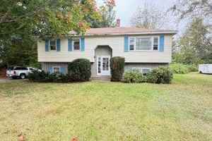 featured image of 19 Wendy Way