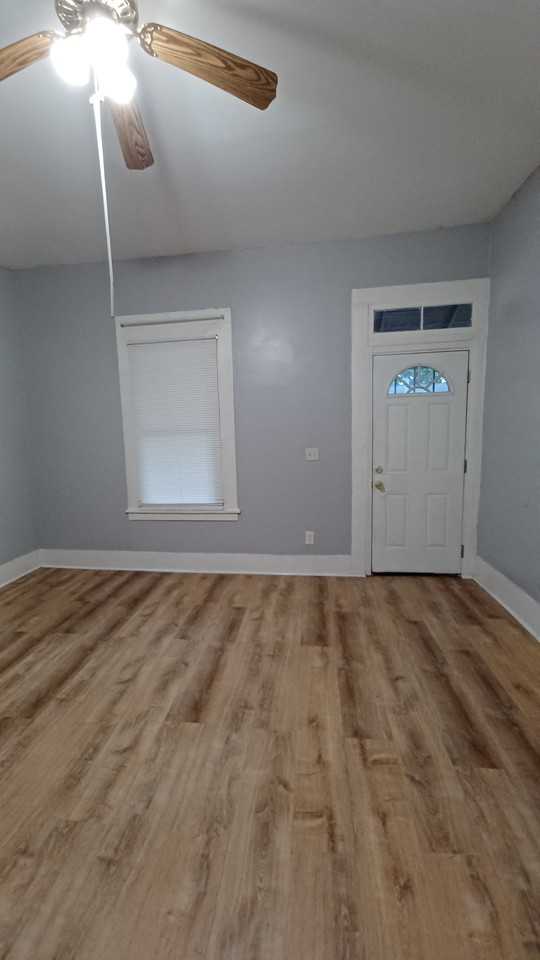 1079 Mayson Turner Rd Nw #B - Photo 6 of 11