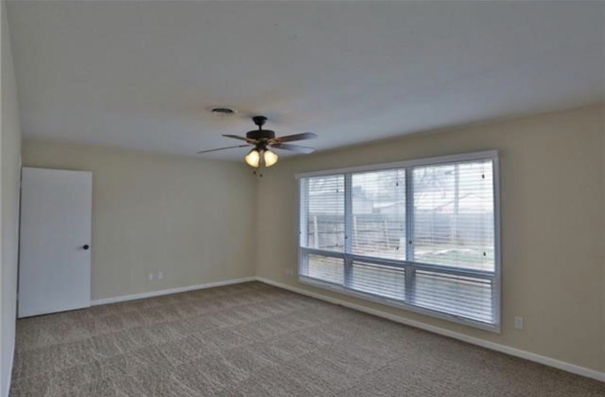 3880 N 9th St - Photo 6 of 17