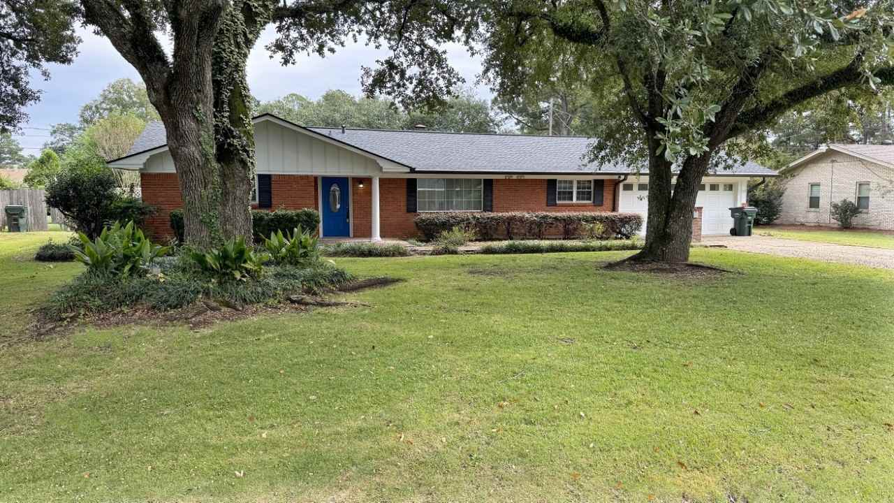 402 Maridale Dr - Photo 2 of 25