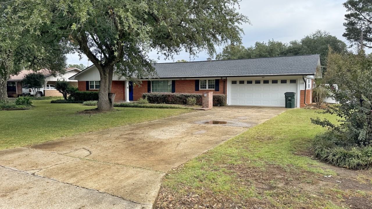 402 Maridale Dr - Photo 3 of 25