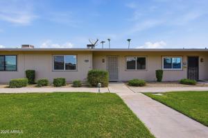 featured image of 10922 W Santa Fe Dr