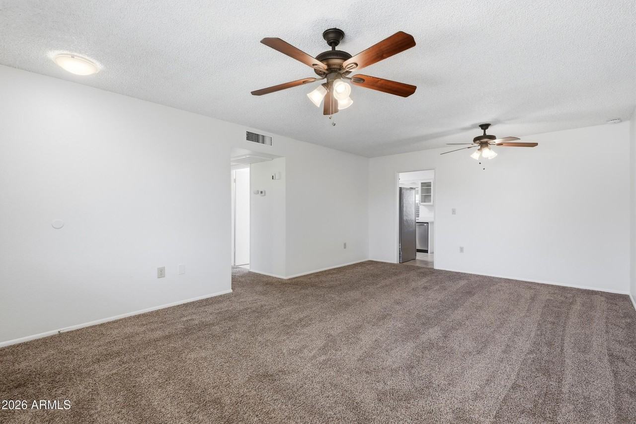 10922 W Santa Fe Dr - Photo 6 of 22