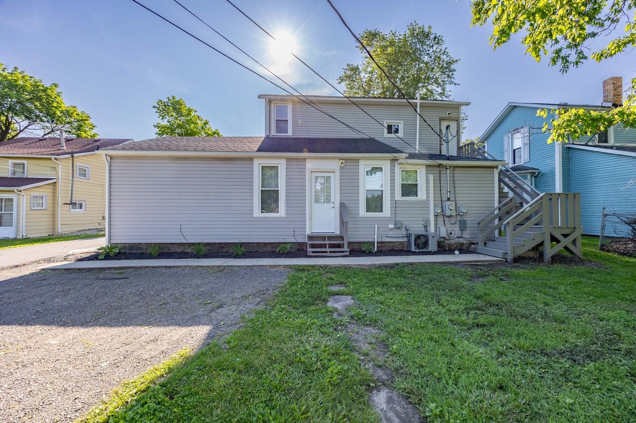 332 S Detroit St #C - Photo 5 of 17