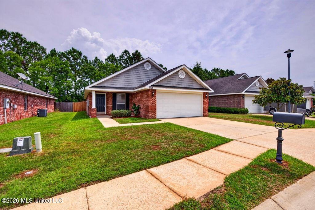 3908 Timberlake Dr - Photo 5 of 36