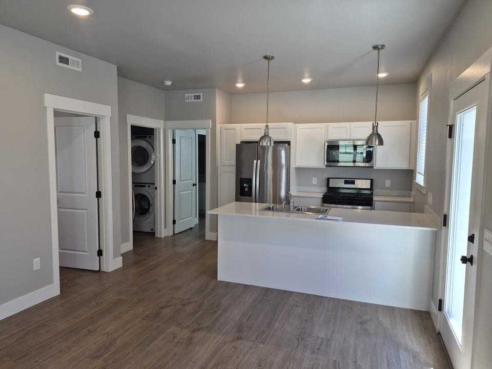 1661 Annas Garden Ln - Photo 2 of 10