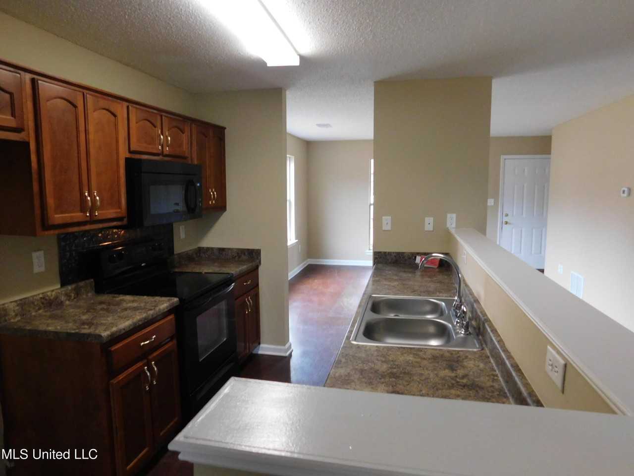144 Flower Cir - Photo 6 of 23