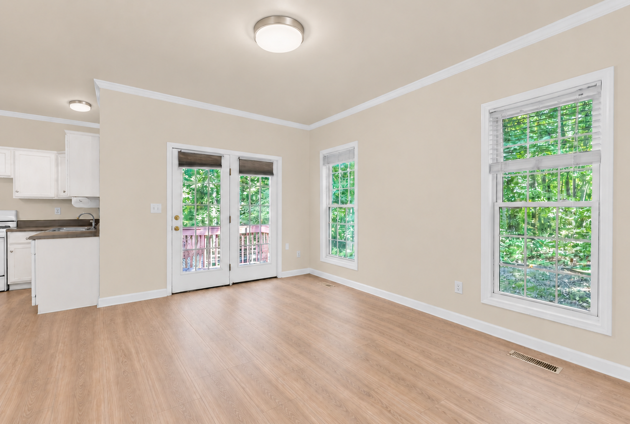 416 Beckenham Ln - Photo 4 of 9