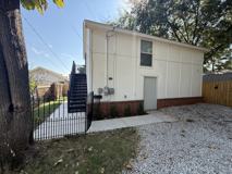 422 1/2 S Park St - Photo 1 of 1