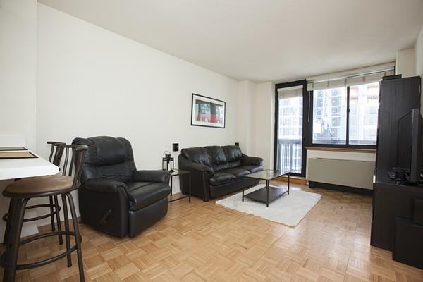 250 E 40th St #16A