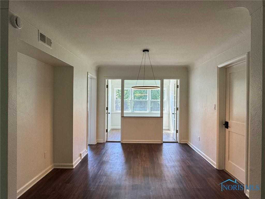 2237 Evergreen Rd #2 - Photo 4 of 23