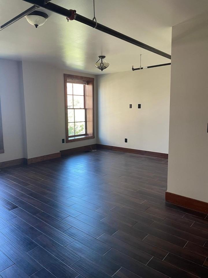 320 S Main St #C - Photo 5 of 6