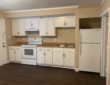 113 N Poplar St #2 - Photo 5 of 8