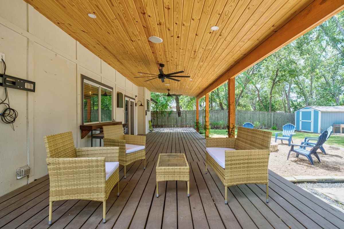 7404 Lunar Dr - Photo 4 of 30