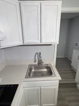 503 S Sinclair Ave - Photo 1 of 1