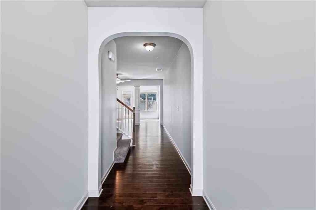 6332 Story Cir - Photo 4 of 50