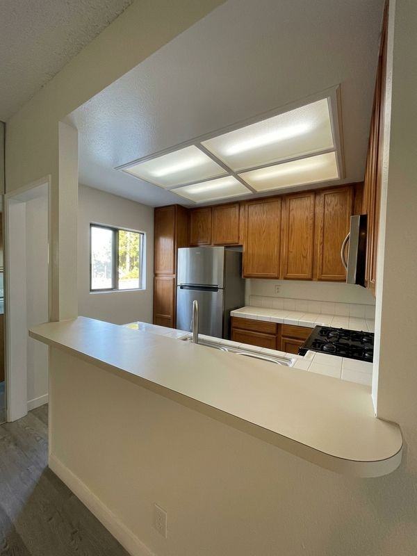 314 Monterey Rd ##10 - Photo 6 of 9