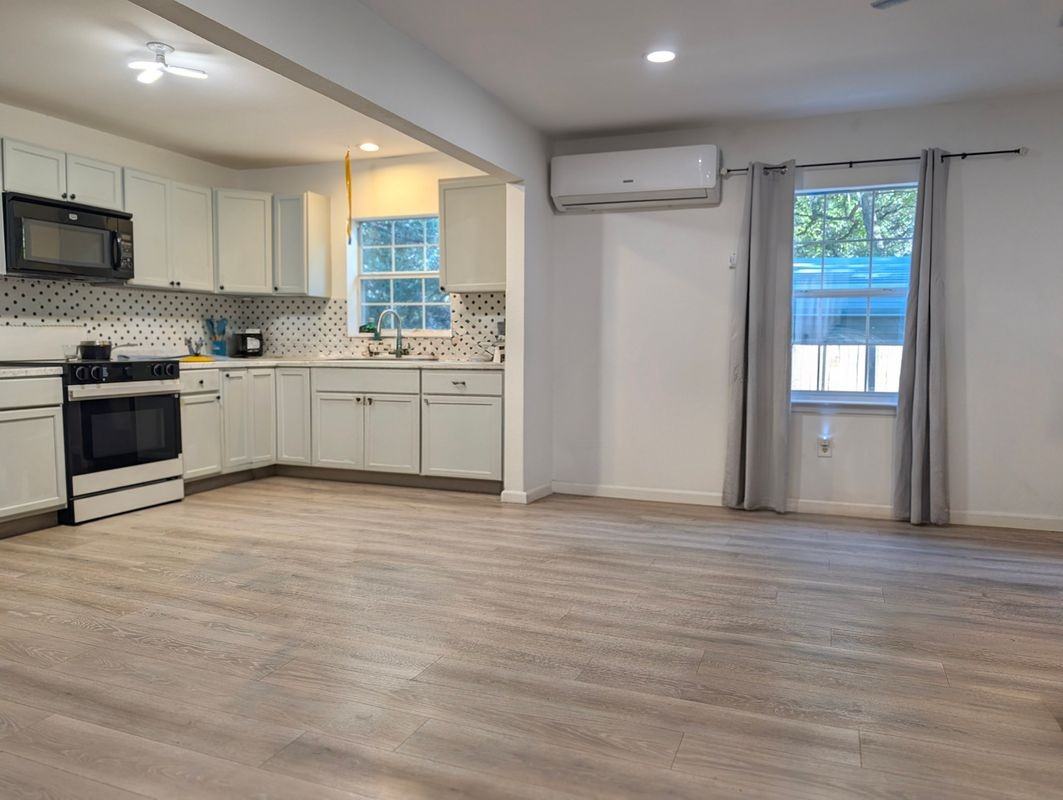 10801 W Lakeview Dr - Photo 7 of 32