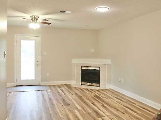 14267 Woodlands Dr - Photo 5 of 17