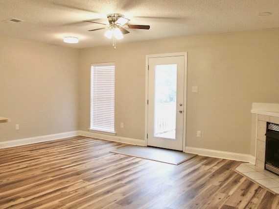 14267 Woodlands Dr - Photo 6 of 17