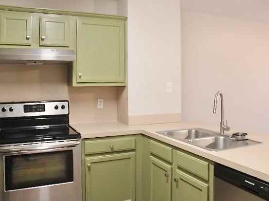 14267 Woodlands Dr - Photo 7 of 17