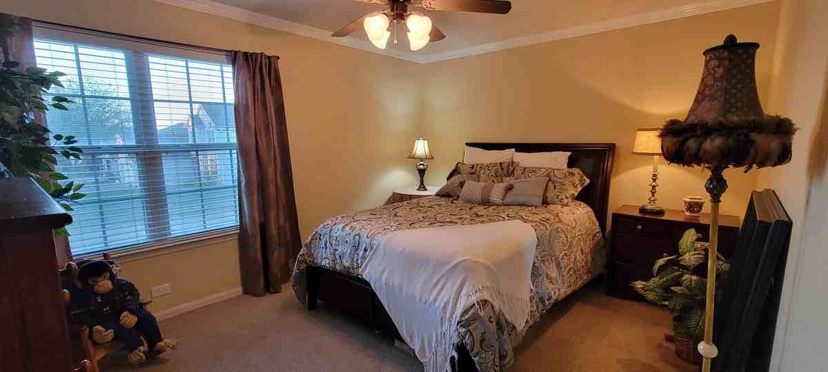 12314 Brentleywood Ln - Photo 4 of 15