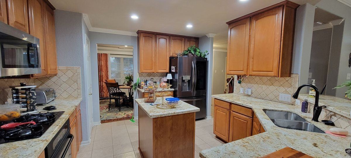 12314 Brentleywood Ln - Photo 5 of 15