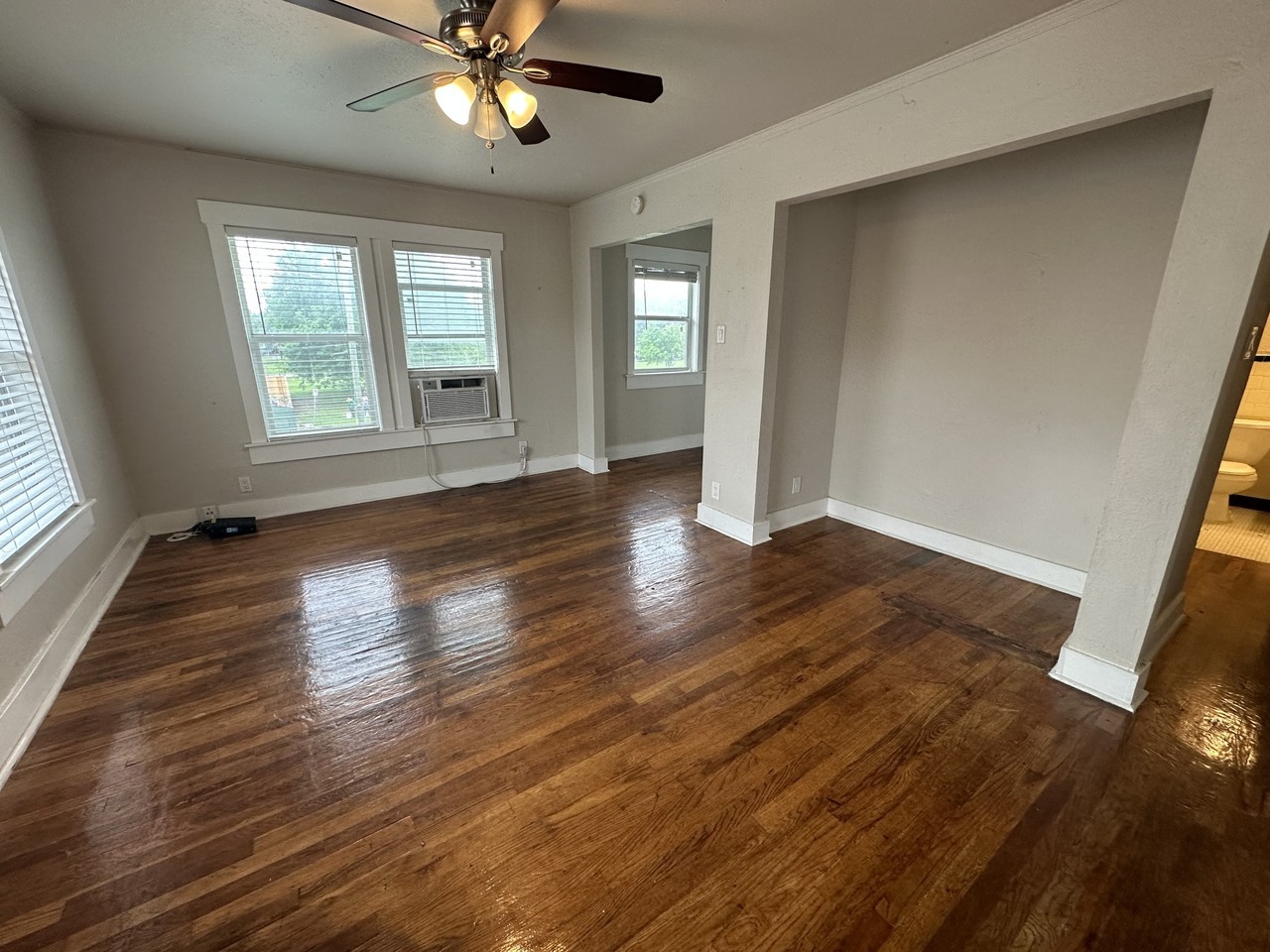 1630 Holman St - Photo 3 of 18