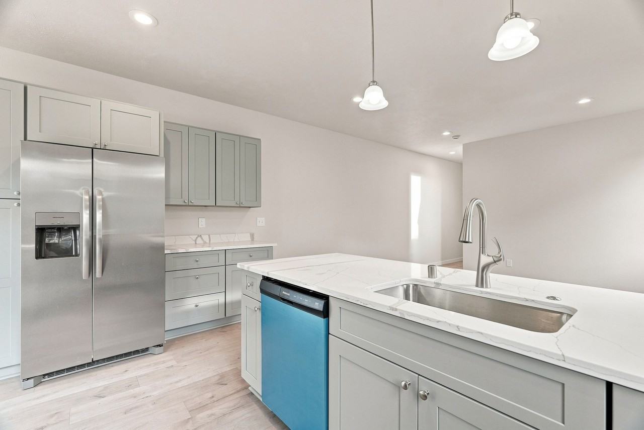 3001 E 36th Ave #1 - Photo 6 of 27