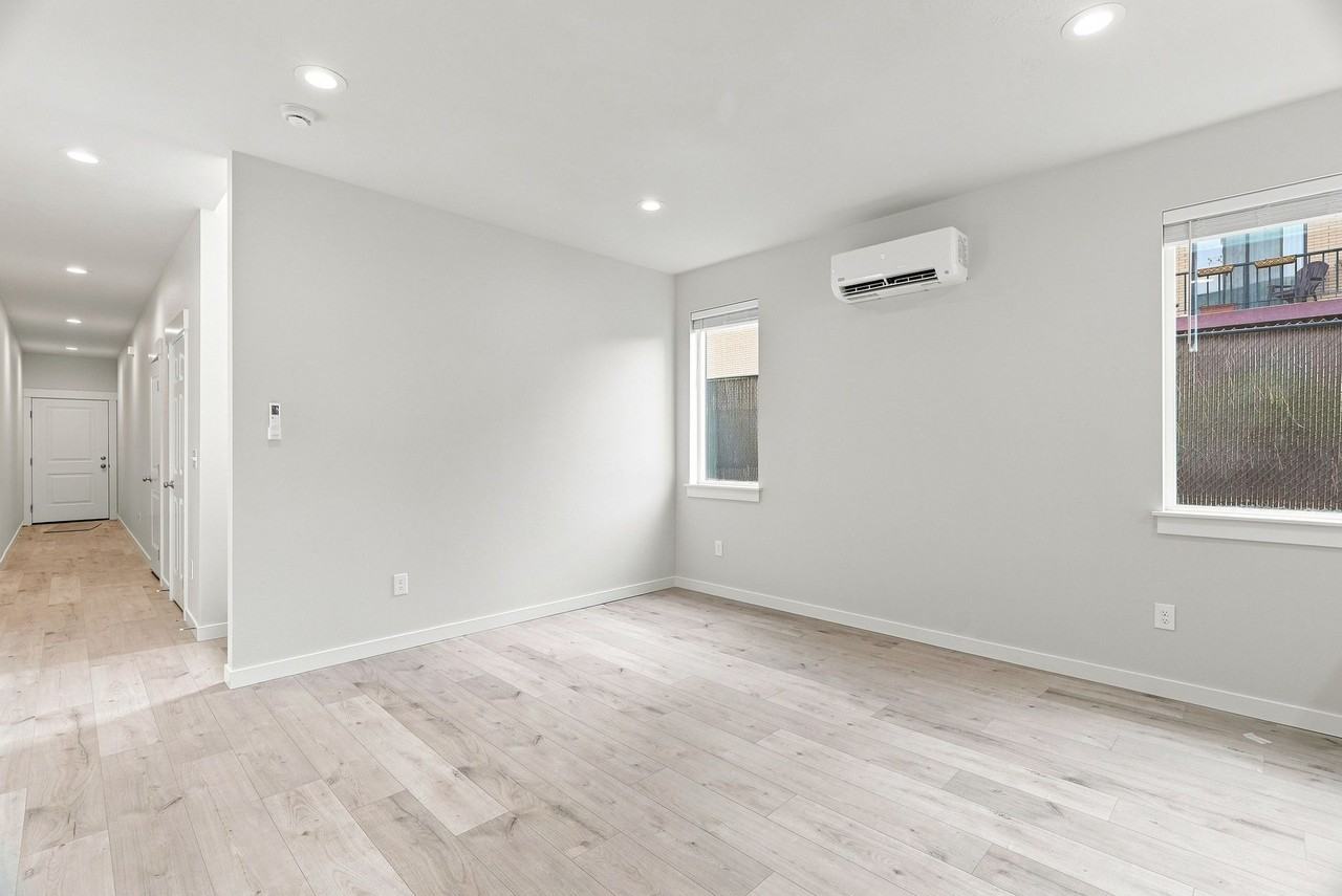 3001 E 36th Ave #1 - Photo 7 of 27