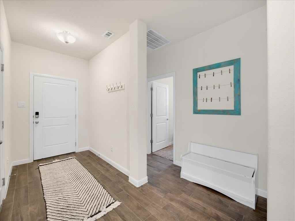 1124 Nelson Pl - Photo 7 of 18