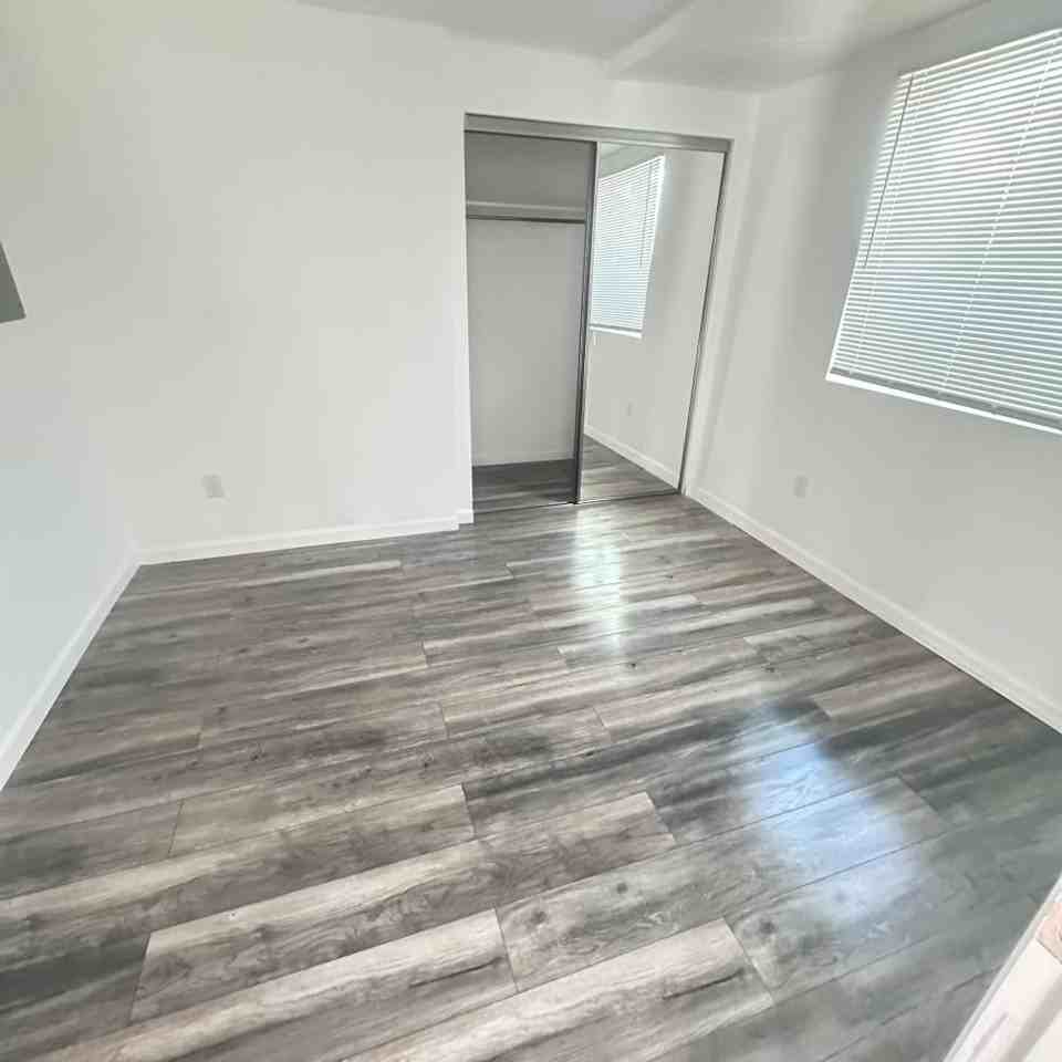 1328 E. 21st St. - Photo 7 of 9